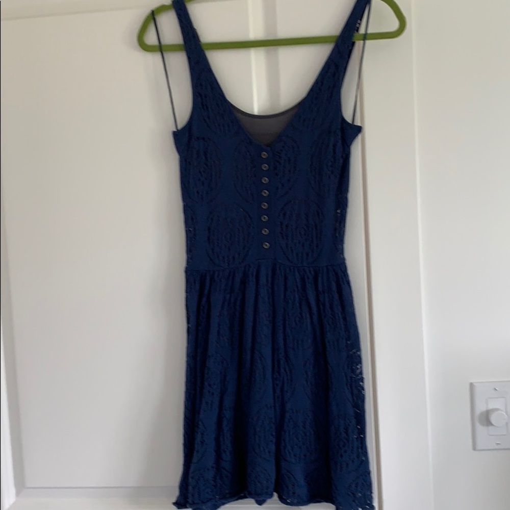 sleeveless summer dress